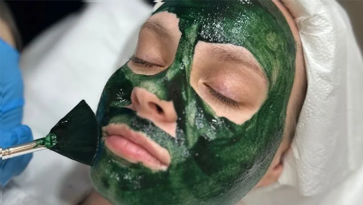 Formation Peeling aux algues — aperçu de la technique